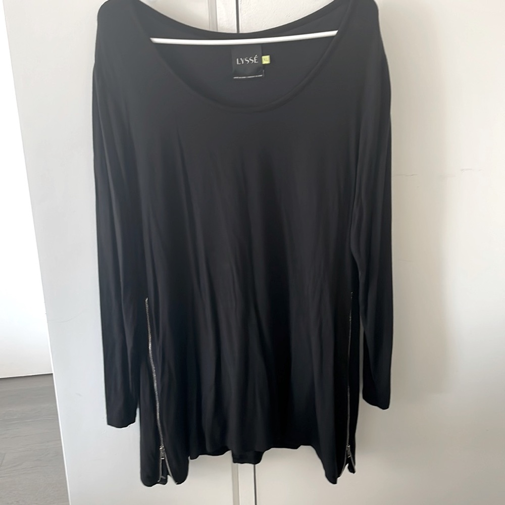 Long black top with built in tummy control…zippers on side